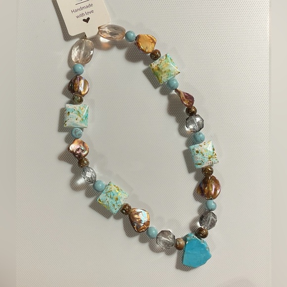 HANDCRAFTED BY US, TURQUOISE AND GLASS BEAD 18” NECKLACE - Picture 1 of 5
